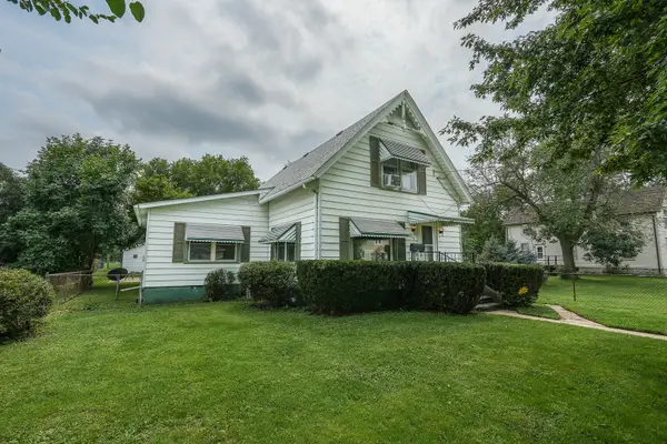411 E 5th Street, Momence, IL 60954