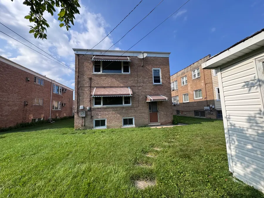 10309 Chaucer Street, Westchester, IL 60154 - #3