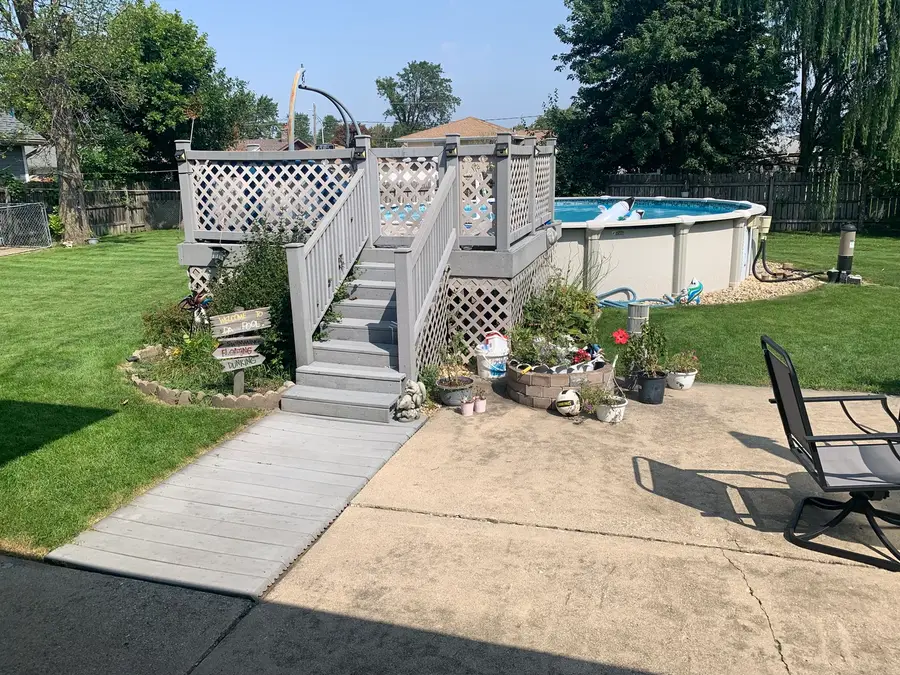 7040 W 82nd Street, Burbank, IL 60459 - #3