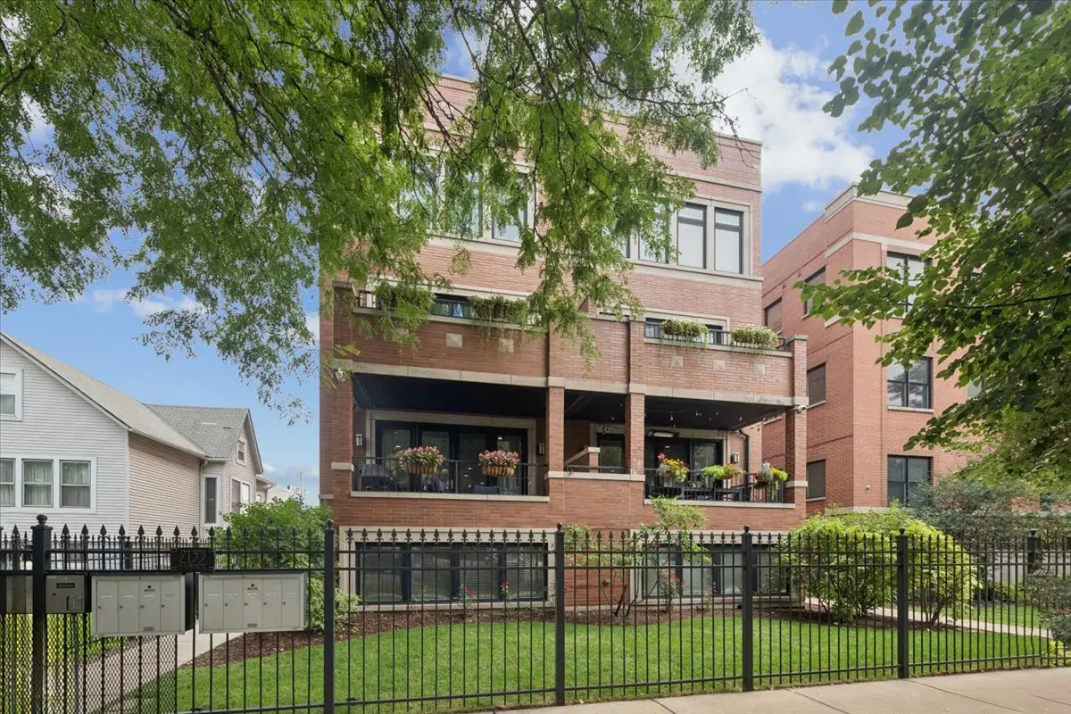 2133 N Campbell Avenue #1B, Chicago, IL 60647 - #1