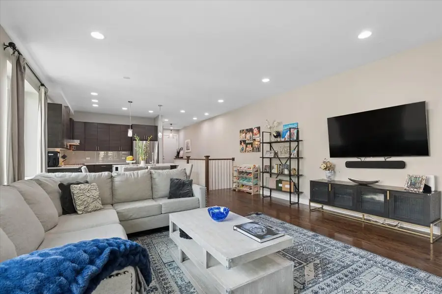 2133 N Campbell Avenue #1B, Chicago, IL 60647 - #3