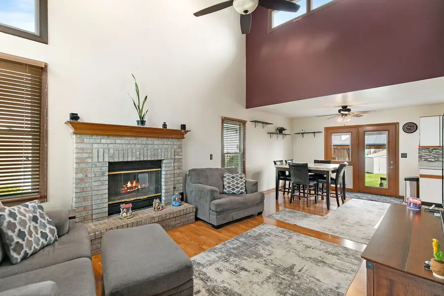 725 Tyler Street, Genoa, IL 60135 - #3