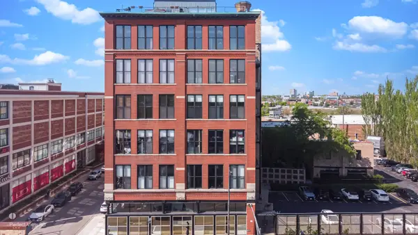 1872 N Clybourn Avenue #103, Chicago, IL 60614