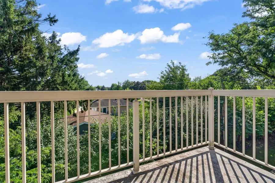 715 W Central Road #C1, Mount Prospect, IL 60056 - #3
