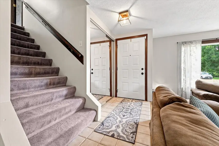 6780 Redwing Drive, Woodridge, IL 60517 - #3