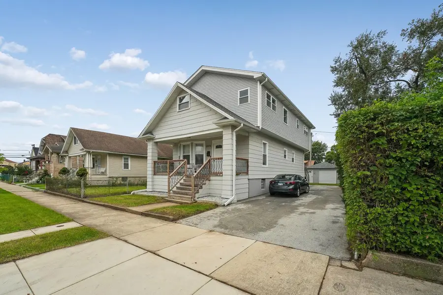 5436 S 73rd Court, Summit, IL 60501 - #2