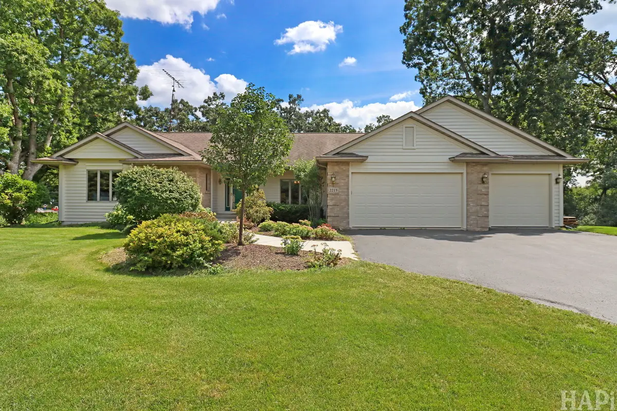 2215 N Elmkirk Park, McHenry, IL 60051 - #1