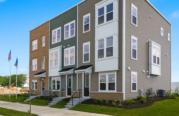 1728 Borough Lane #20119, Hoffman Estates, IL 60192