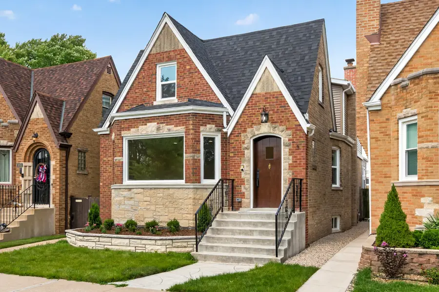 5852 W Newport Avenue, Chicago, IL 60634 - #2