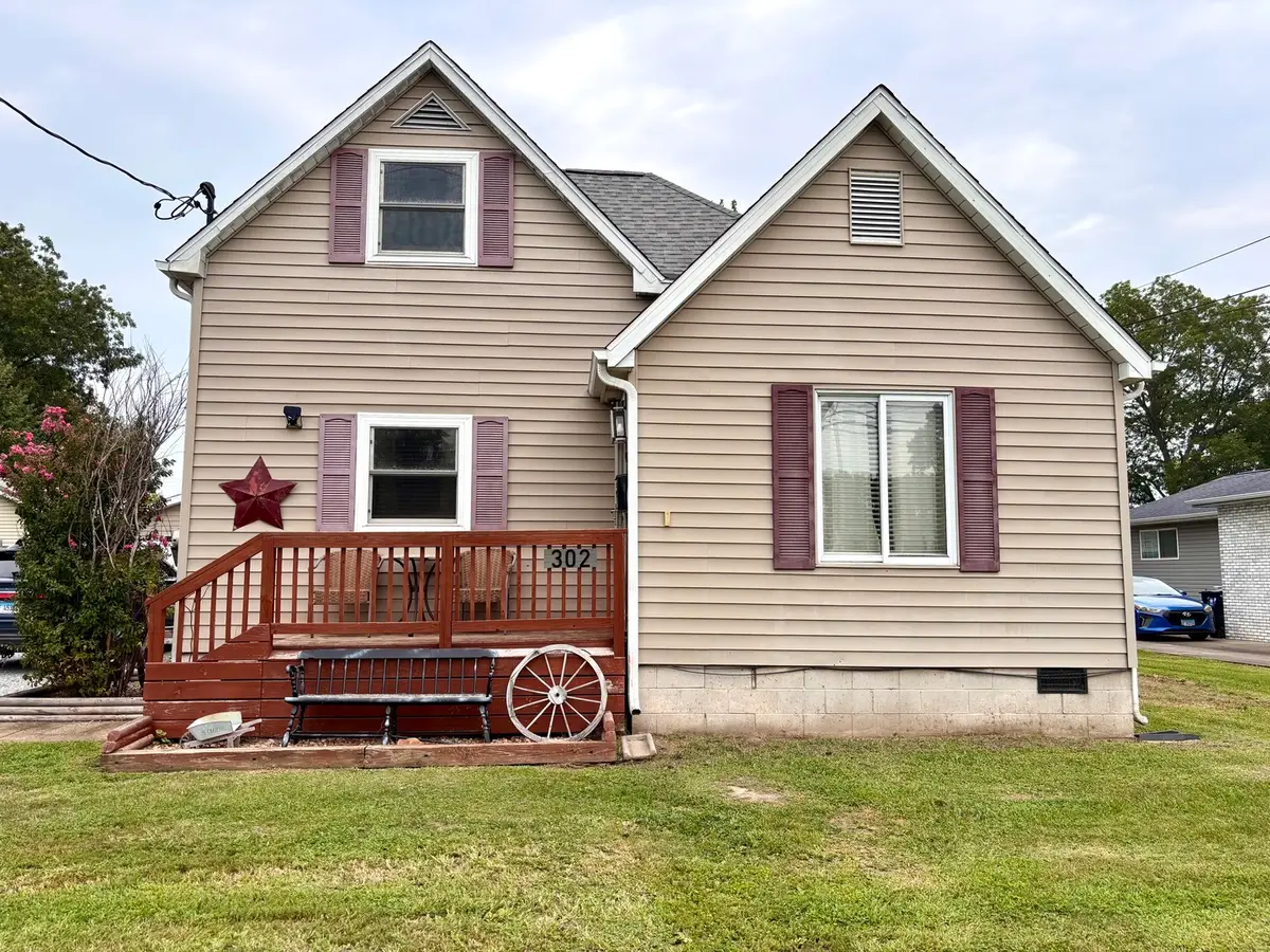 302 N Emma Street, Christopher, IL 62822 - #1