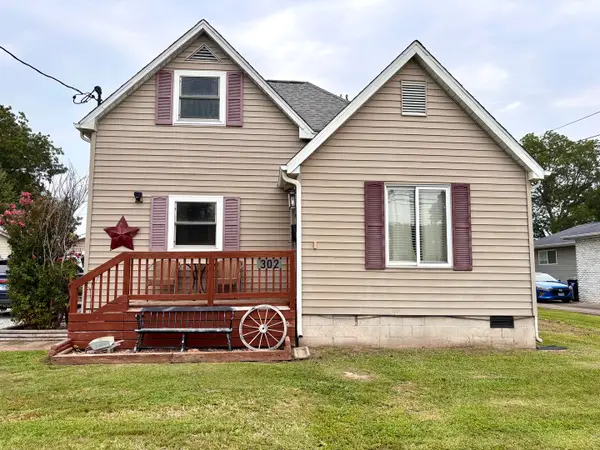 302 N Emma Street, Christopher, IL 62822
