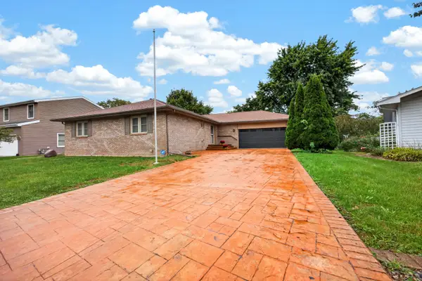 1512 Courtland Avenue, Normal, IL 61761