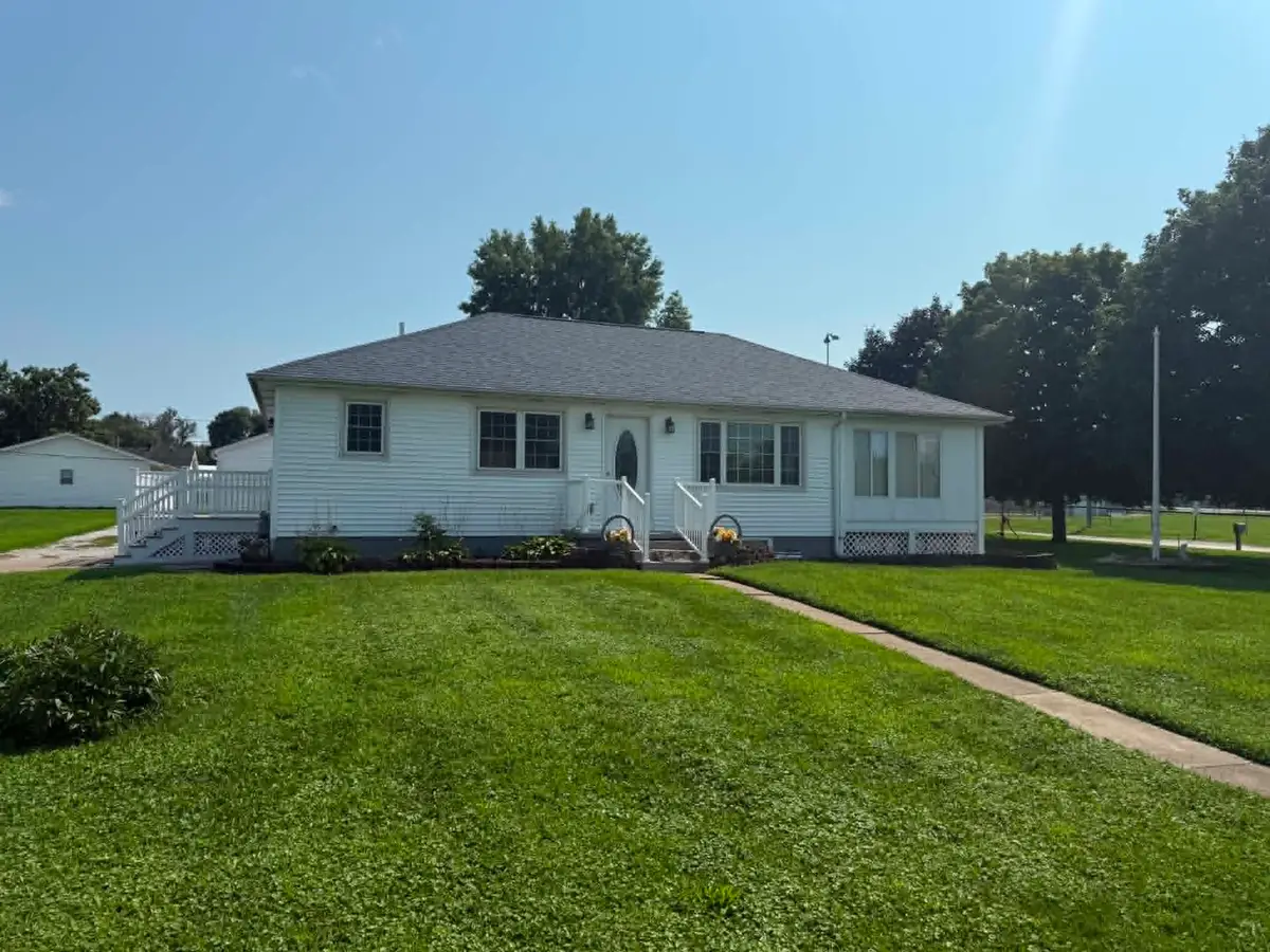 206 6th Avenue East, Andalusia, IL 61232 - #1