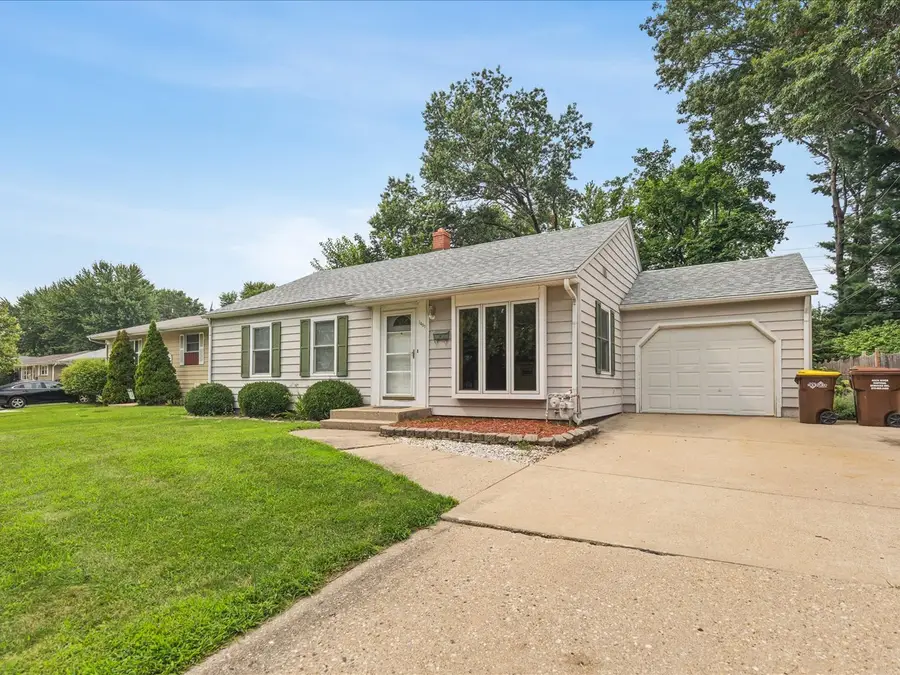 1407 Vassar Road, Rockford, IL 61103 - #2
