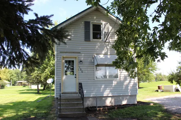 100 W Broad Street W, Rutland, IL 61358