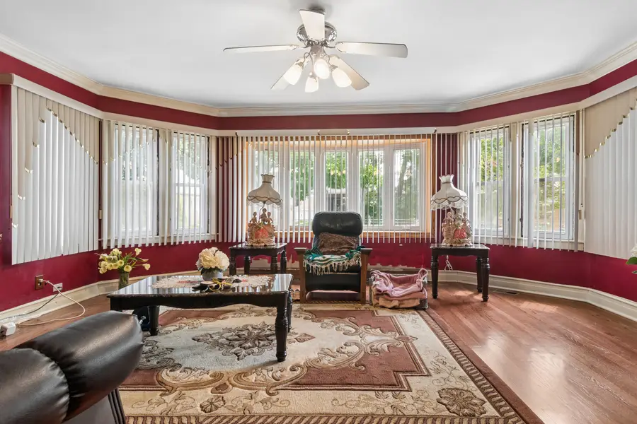 3732 Kenilworth Avenue, Berwyn, IL 60402 - #3