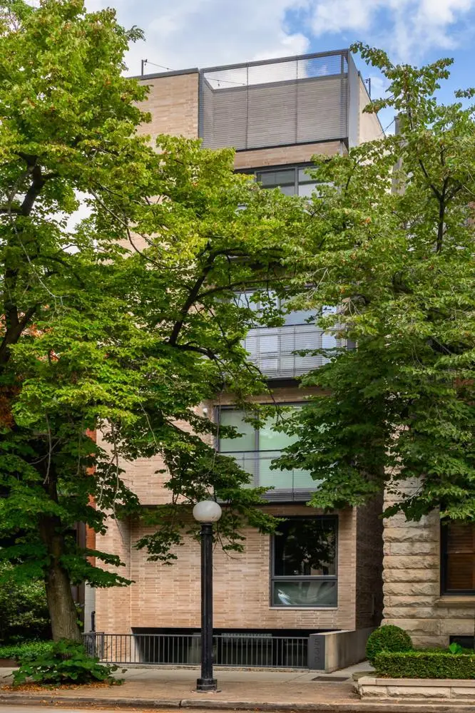 530 W Dickens Avenue #401, Chicago, IL 60614 - #1