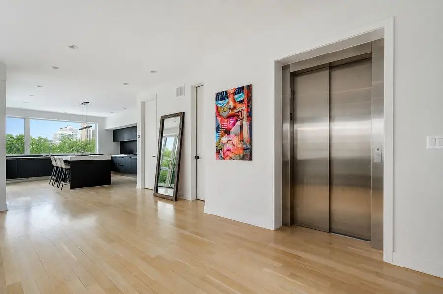 530 W Dickens Avenue #401, Chicago, IL 60614 - #3