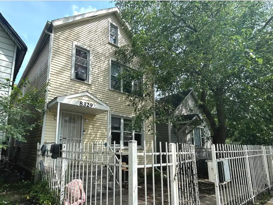 8329 S Buffalo Avenue, Chicago, IL 60617 - #2