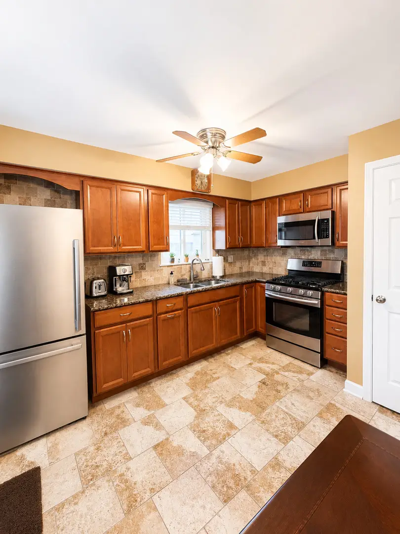 116 N May Street, Addison, IL 60101 - #2