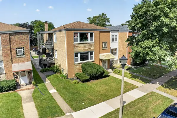 8152 Knox Avenue, Skokie, IL 60076