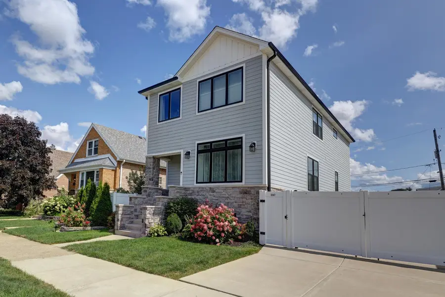 5347 S Melvina Avenue, Chicago, IL 60638 - #2