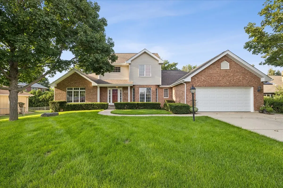 3510 W Shepherd Hill Lane, McHenry, IL 60050 - #1