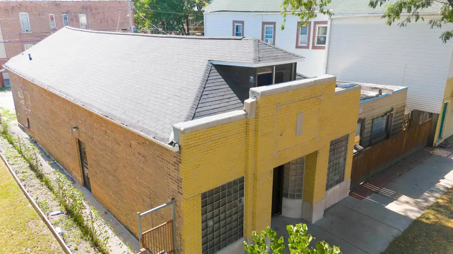 2719 W Pope John Paul Ii Drive, Chicago, IL 60632 - #3
