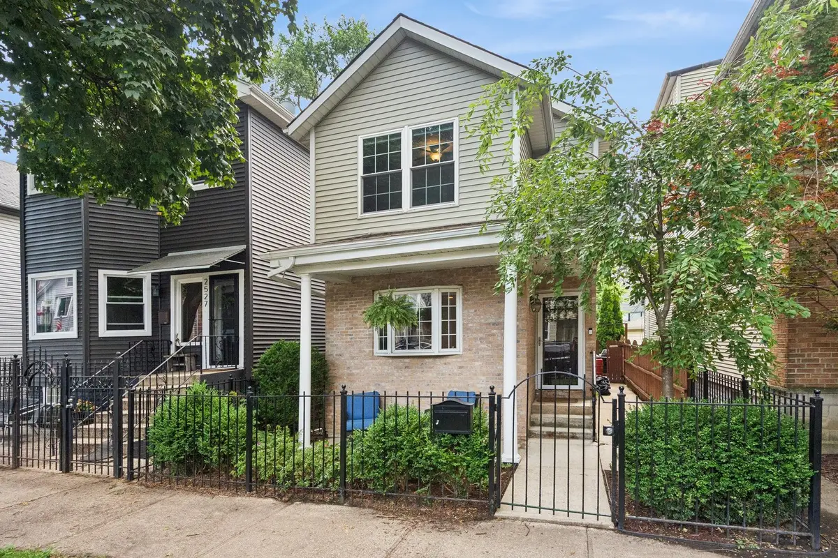 2529 W Shakespeare Avenue, Chicago, IL 60647 - #1