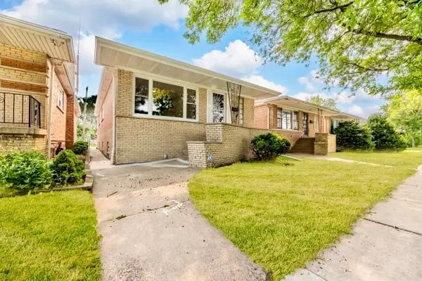 8151 S Commercial Avenue, Chicago, IL 60617 - #2
