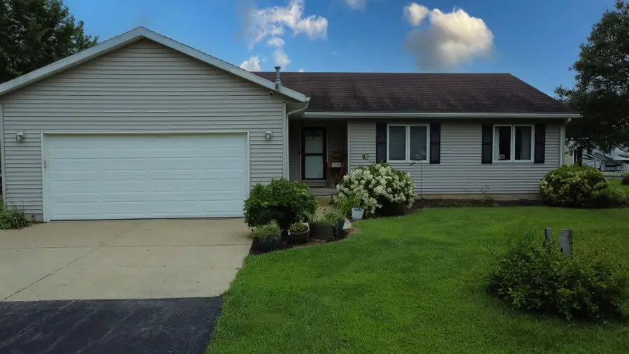 7804 S Sugar Island Road, Chebanse, IL 60922 - #2