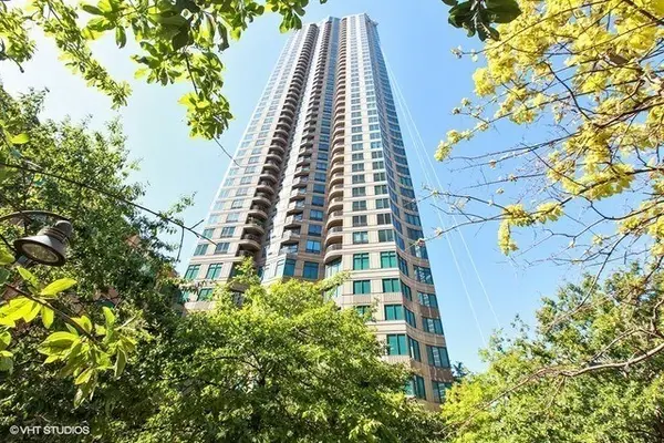 400 N Lasalle Street #3602, Chicago, IL 60654