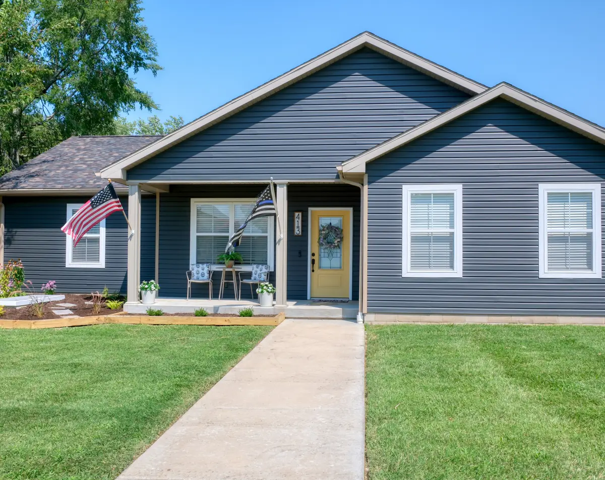 413 S Broadway, Goreville, IL 62939 - #1