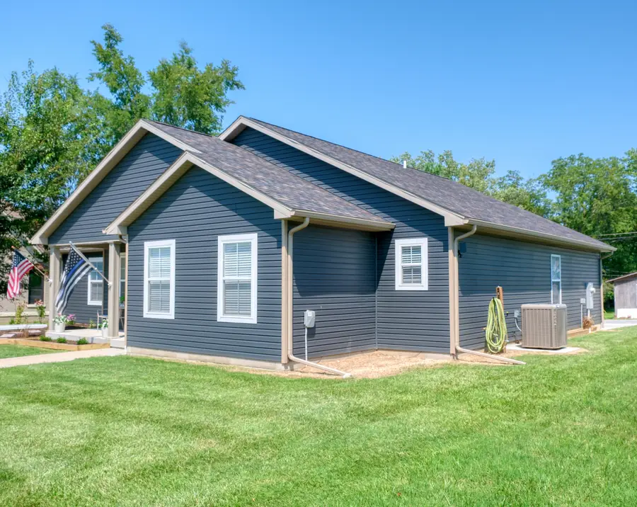 413 S Broadway, Goreville, IL 62939 - #2