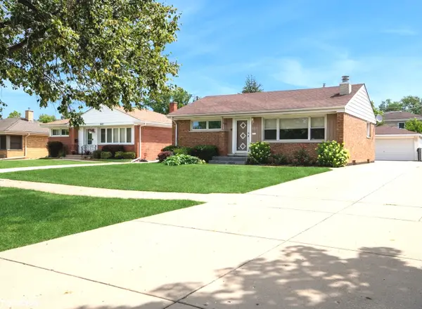 8223 N Washington Street, Niles, IL 60714