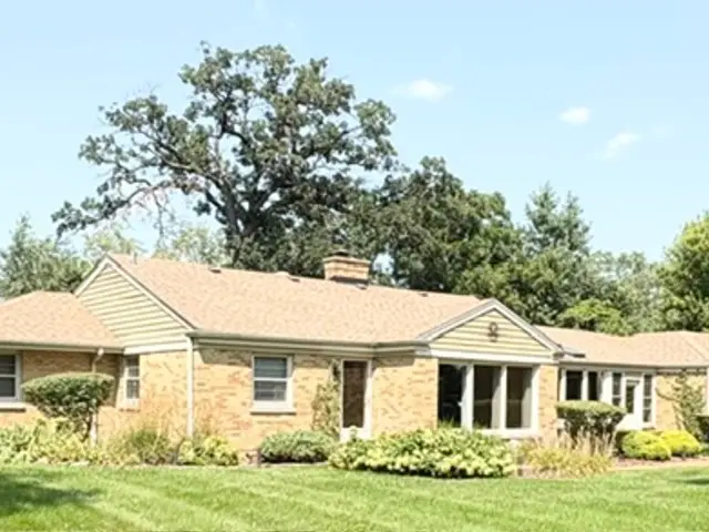 17W163 Oak Lane, Bensenville, IL 60106 - #1