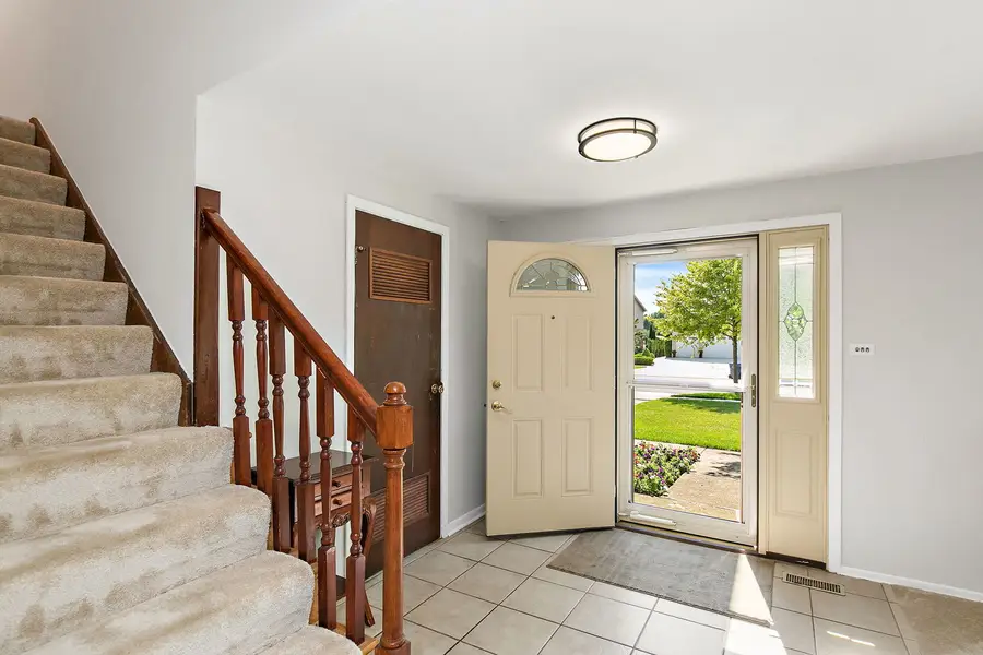 31 S Salem Drive, Schaumburg, IL 60193 - #2