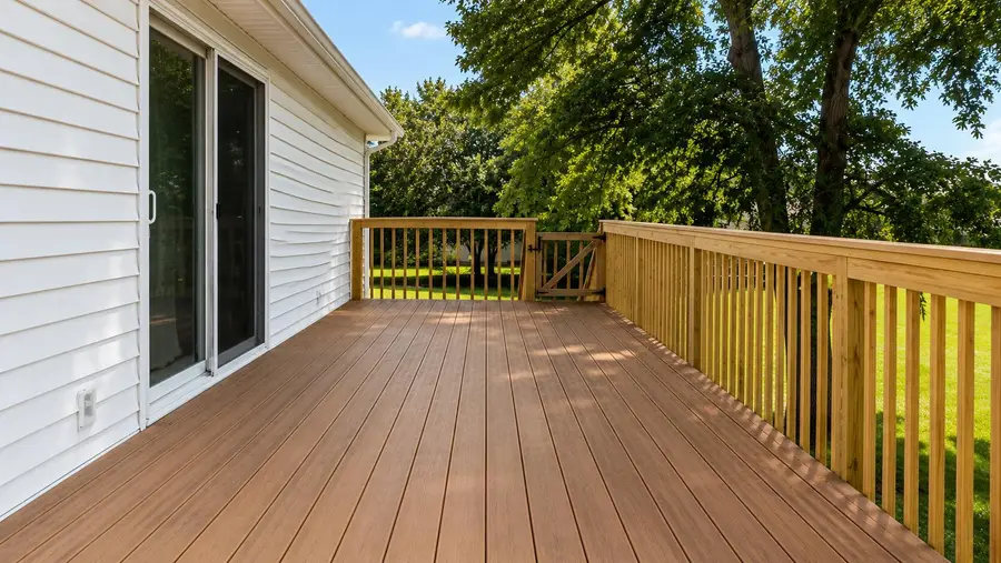 6 E Sunshine Court, Bloomington, IL 61704 - #3