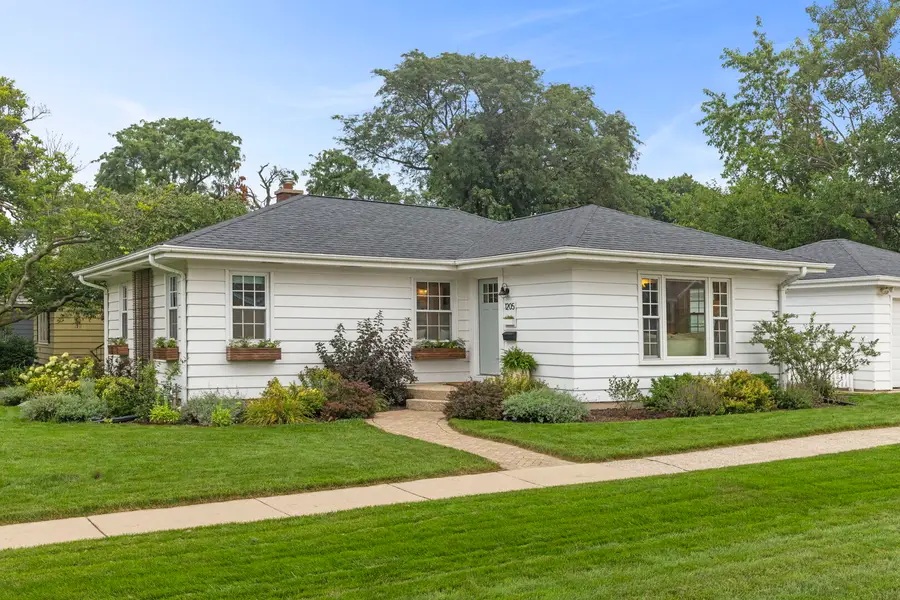 1205 E Evergreen Street, Wheaton, IL 60187 - #2