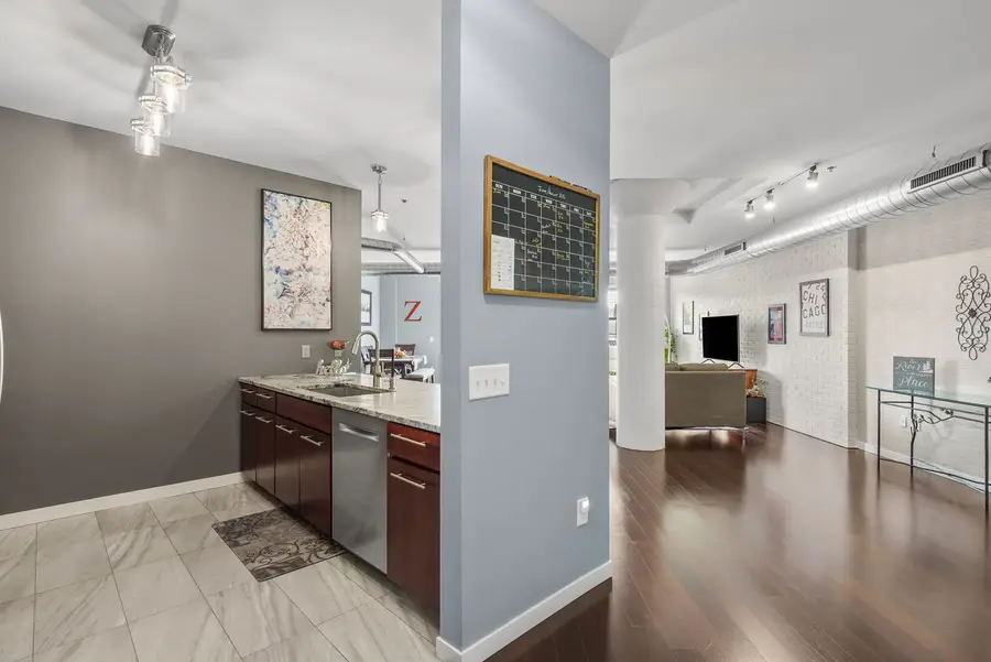 110 19th Street #301, Rock Island, IL 61201 - #3