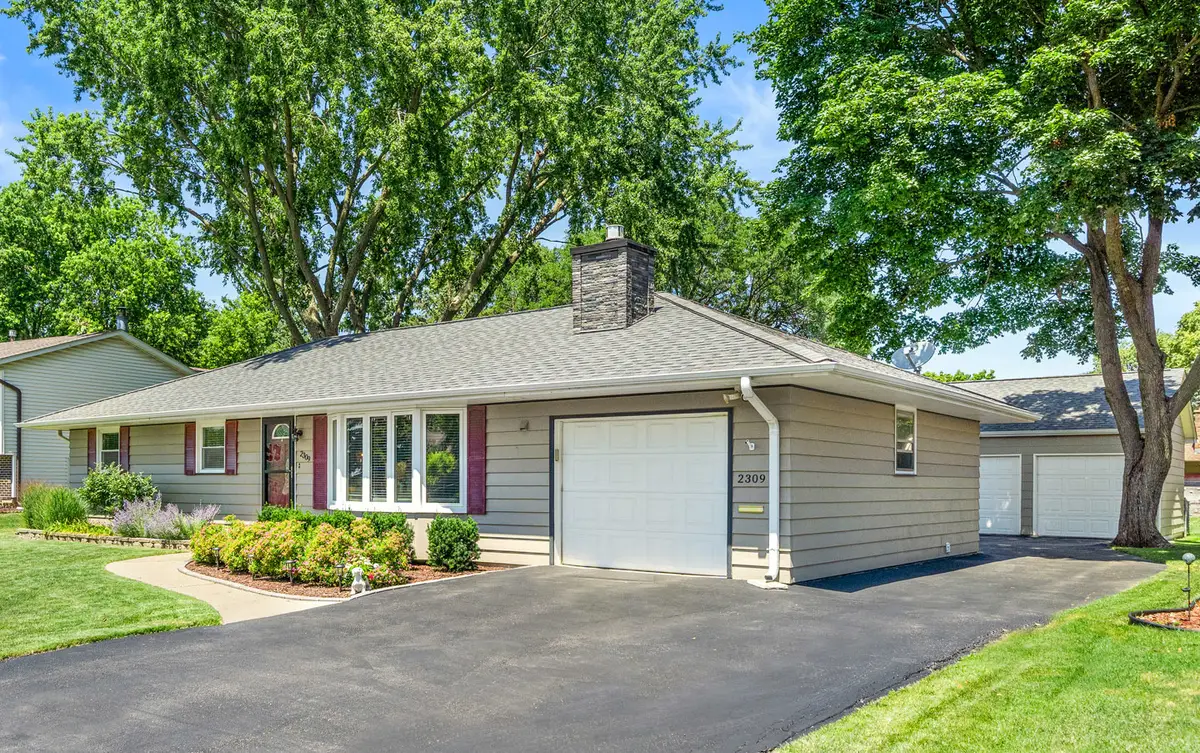 2309 Lowell Street, Aurora, IL 60506 - #1