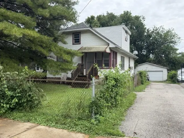 139 N Calhoun Street, Aurora, IL 60505 - #1