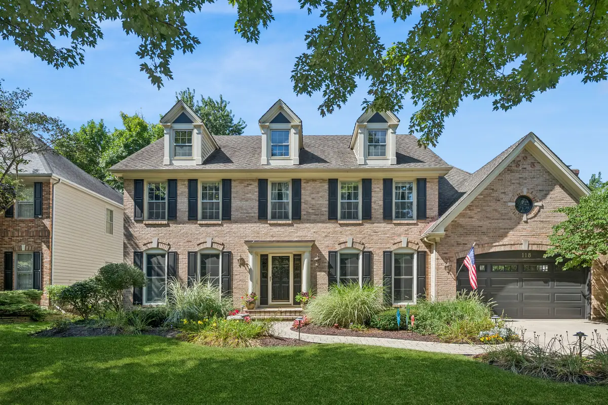 118 S Montclair Avenue, Glen Ellyn, IL 60137 - #1