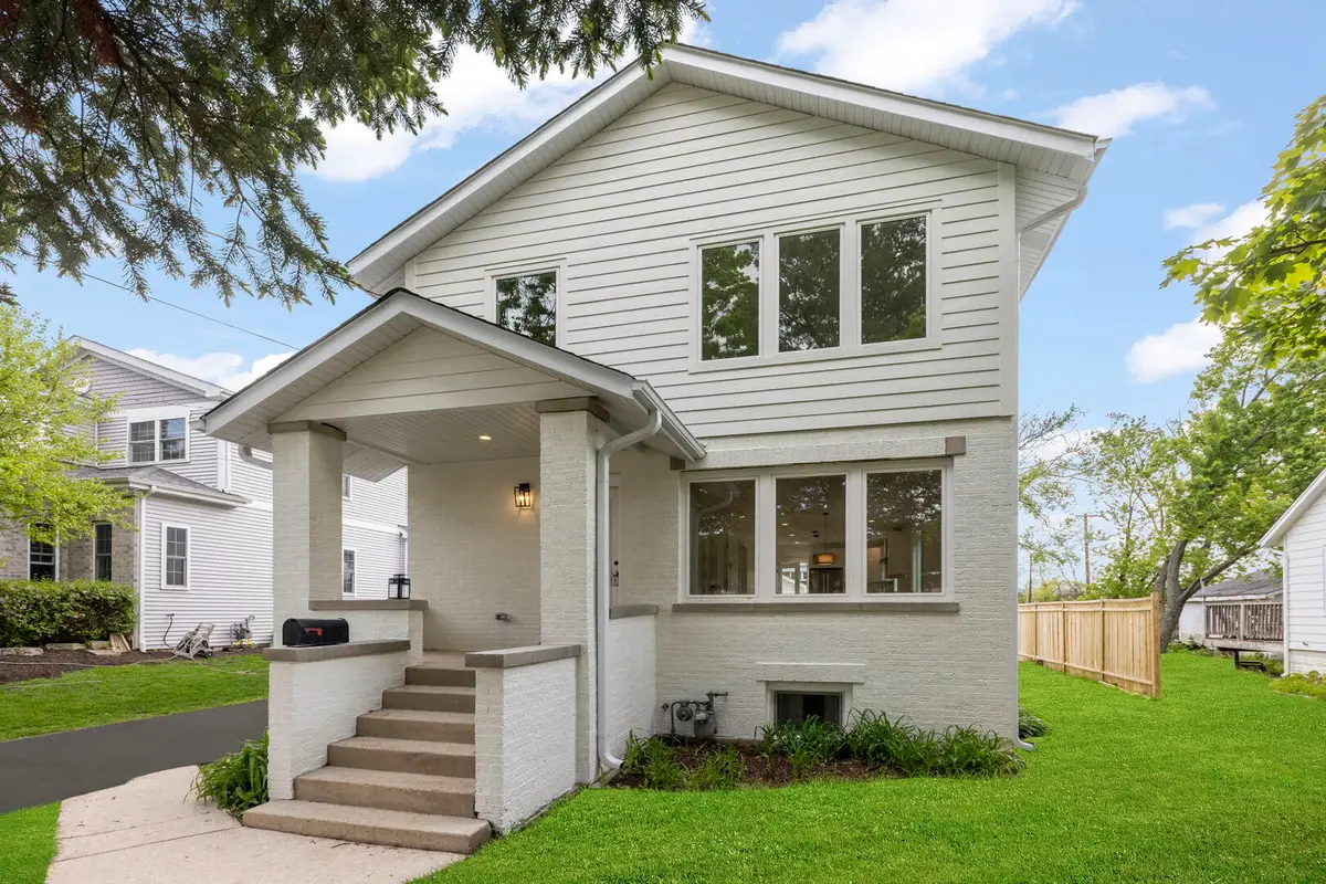 118 N President Street, Wheaton, IL 60187 - #1