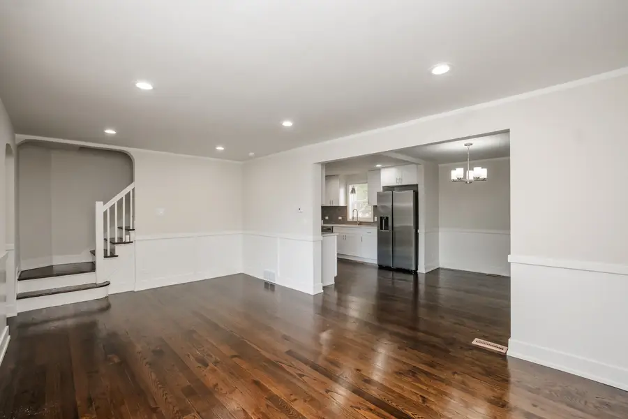 10048 S Saint Lawrence Avenue, Chicago, IL 60628 - #3