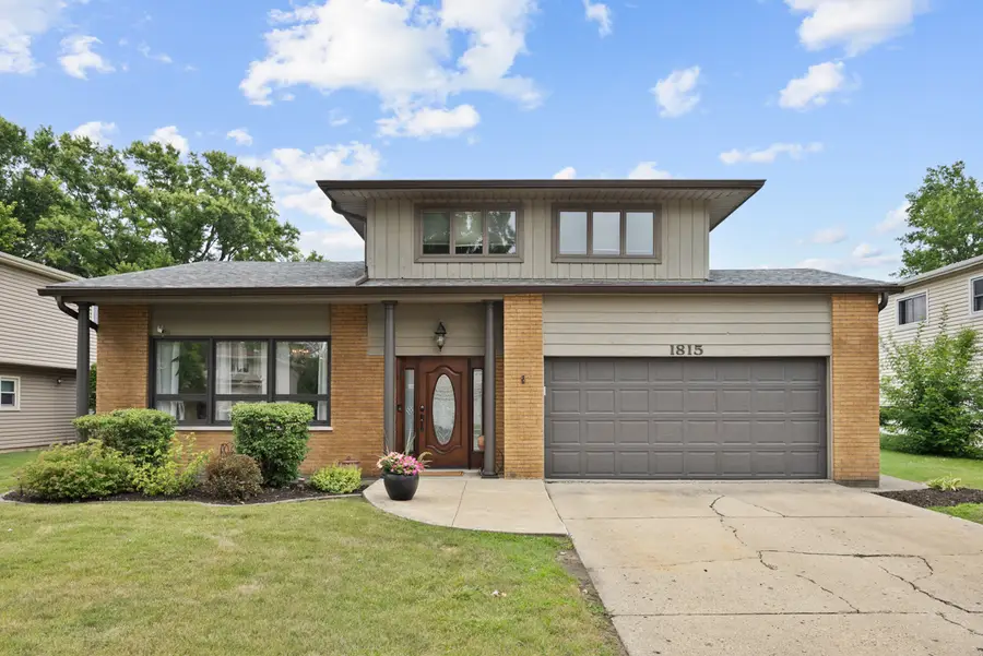 1815 Azalea Lane, Mount Prospect, IL 60056 - #2