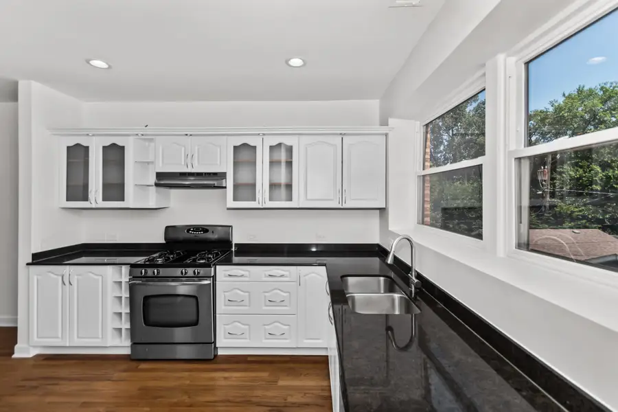 4023 S Calumet Avenue #2N, Chicago, IL 60653 - #3
