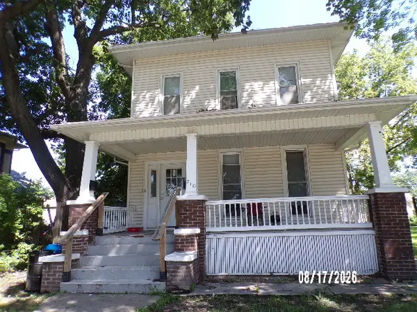 710 E 13th Street, Davenport, IA 52803
