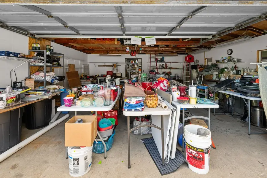 7912 9th Street W, Rock Island, IL 61201 - #3