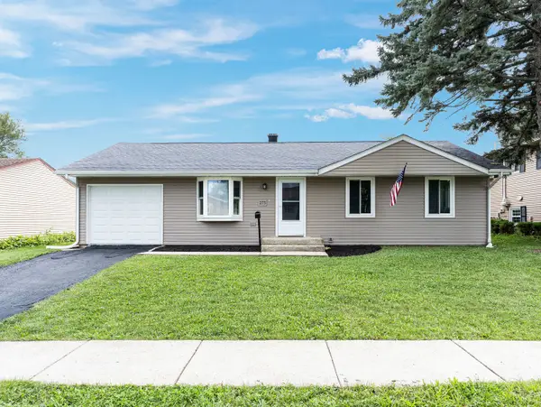 275 E Lincoln Avenue, Glendale Heights, IL 60139